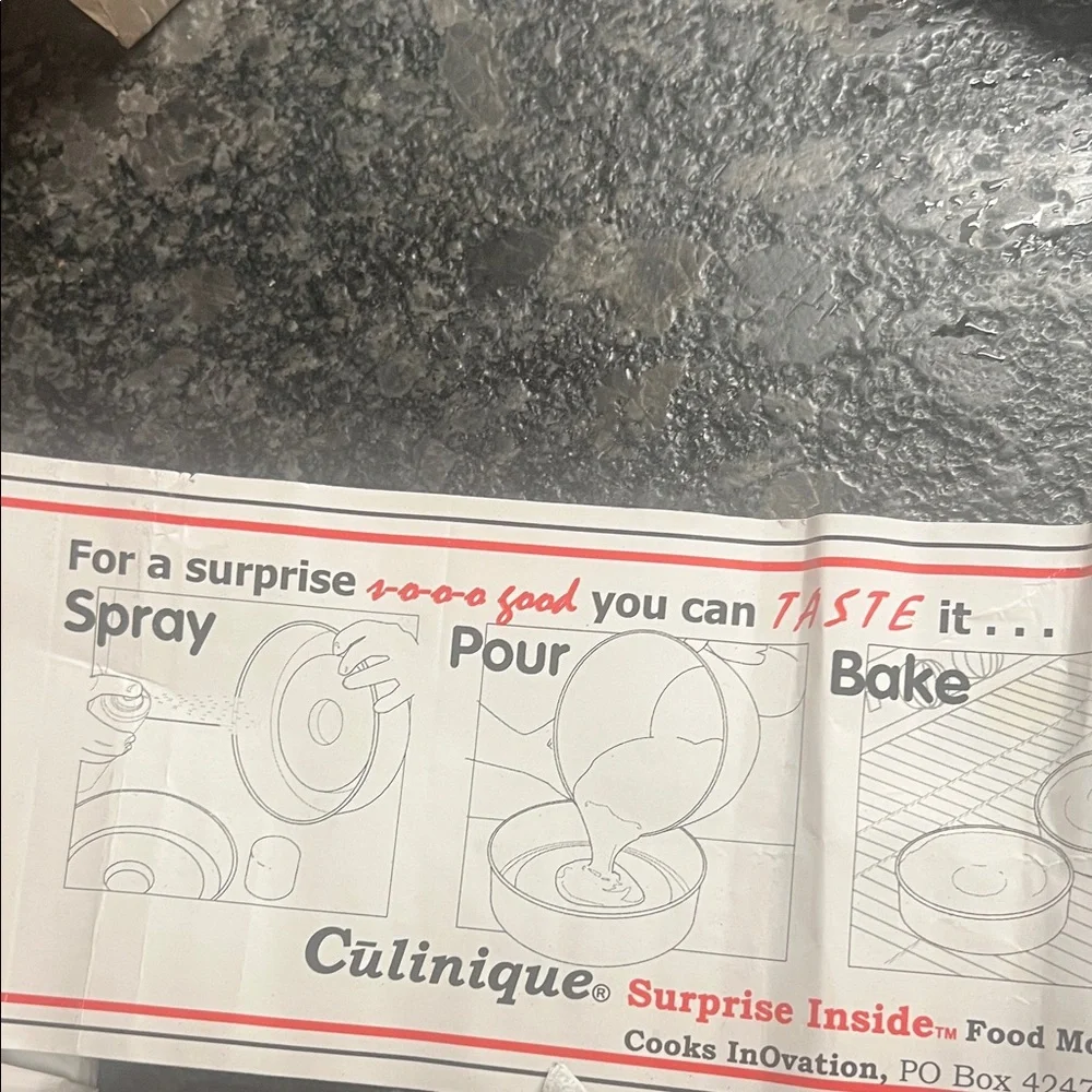 Culinique Silver Baking Pans. Bake and fill. Enjoy. New in box